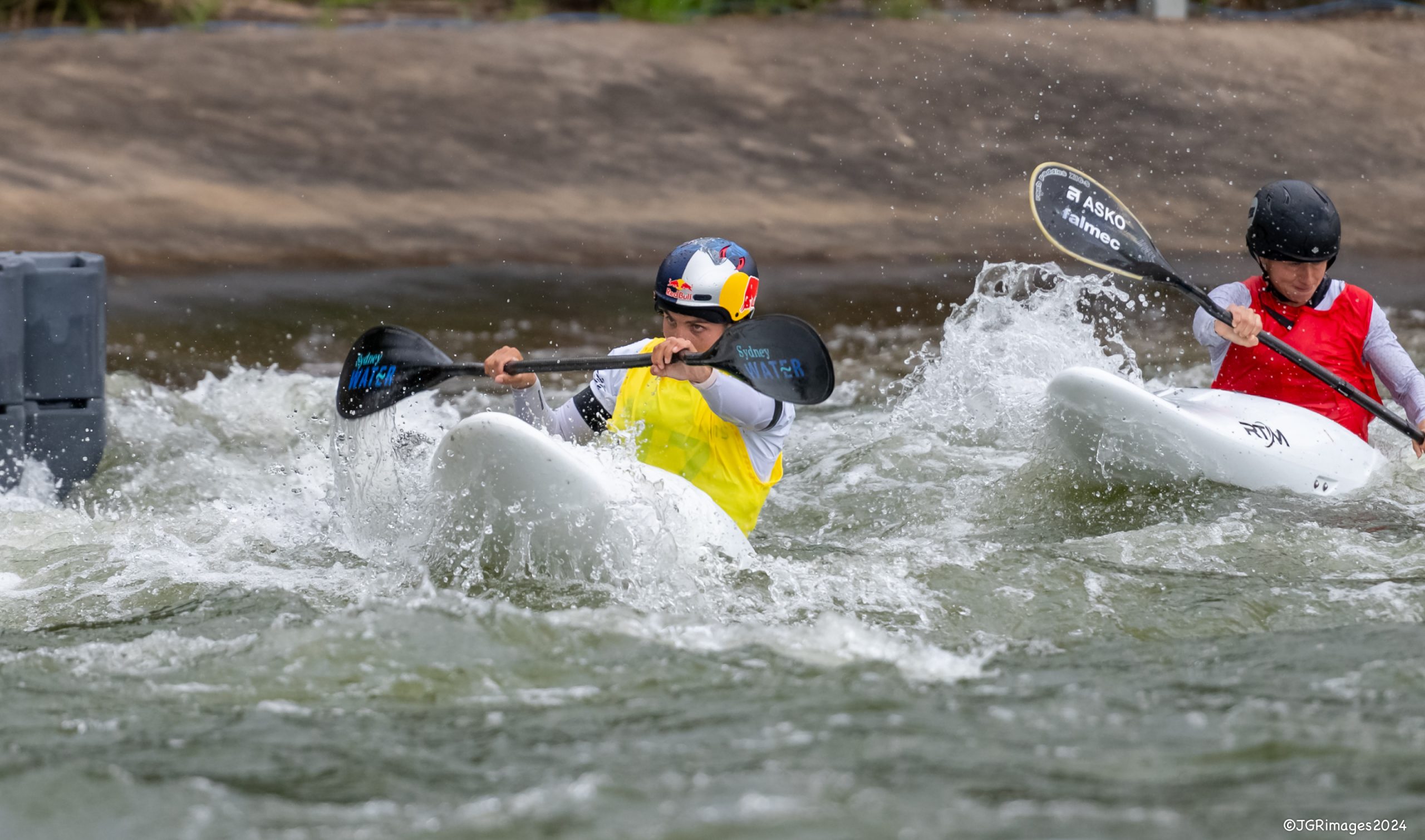 Jess Fox on her way to win gold at the 2024 Oceania Canoe Slalom Championships.