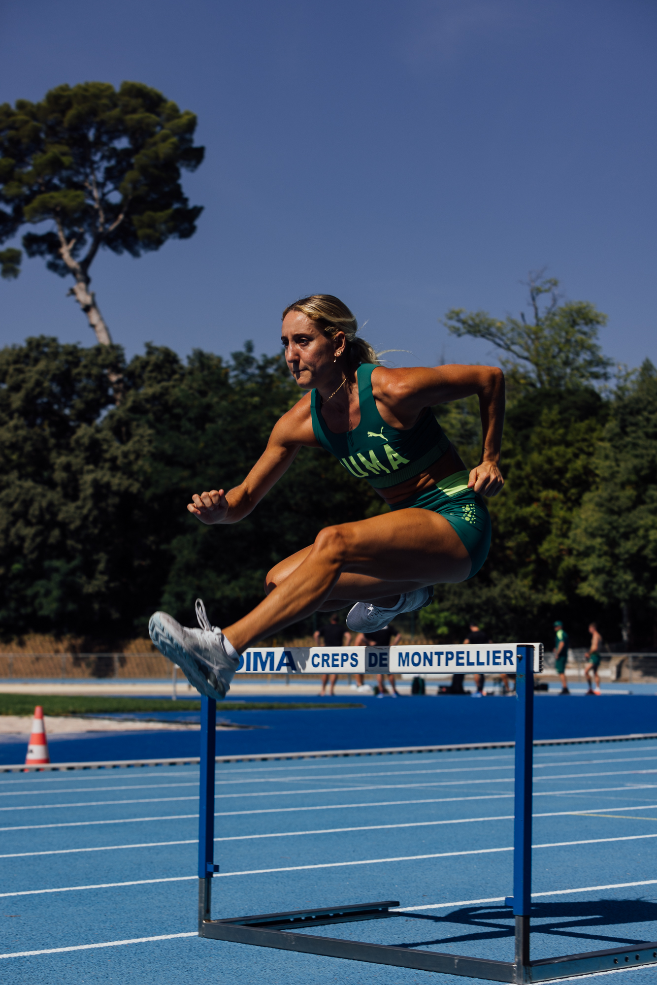 Sarah Carli competes in the women