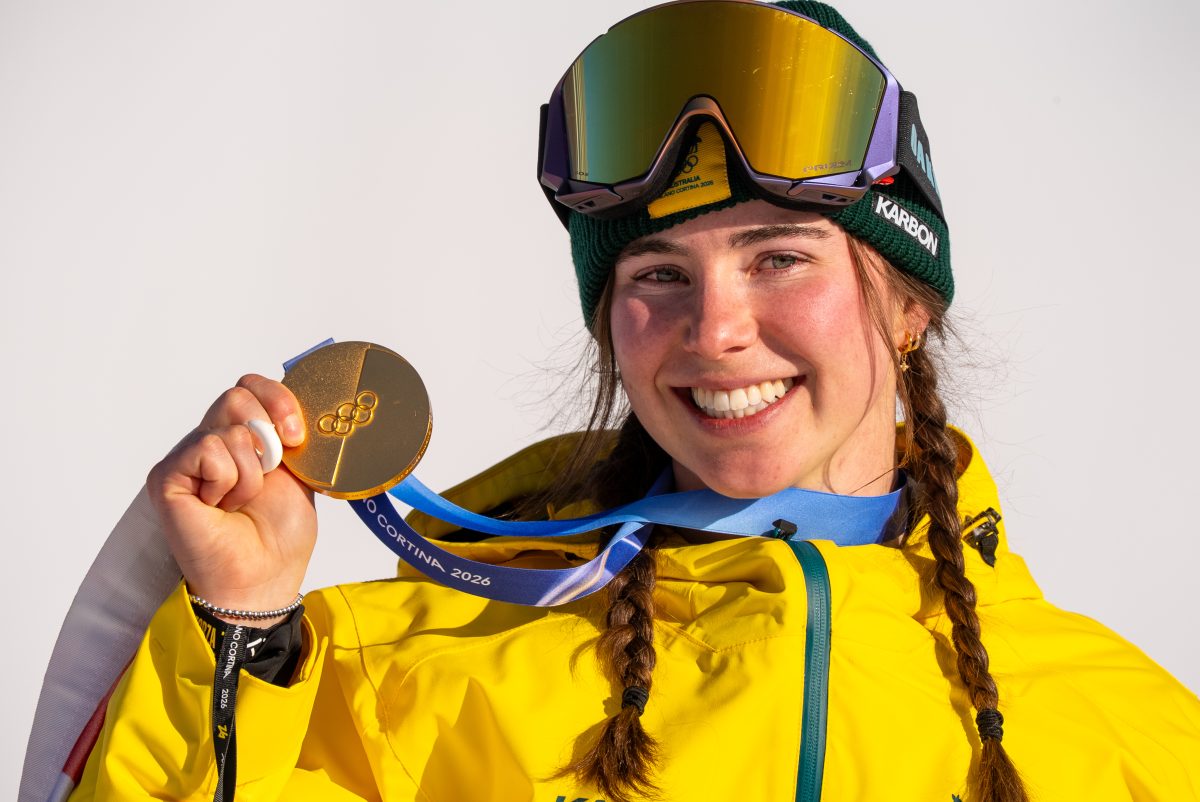 Josie Baff seizes snowboard cross gold