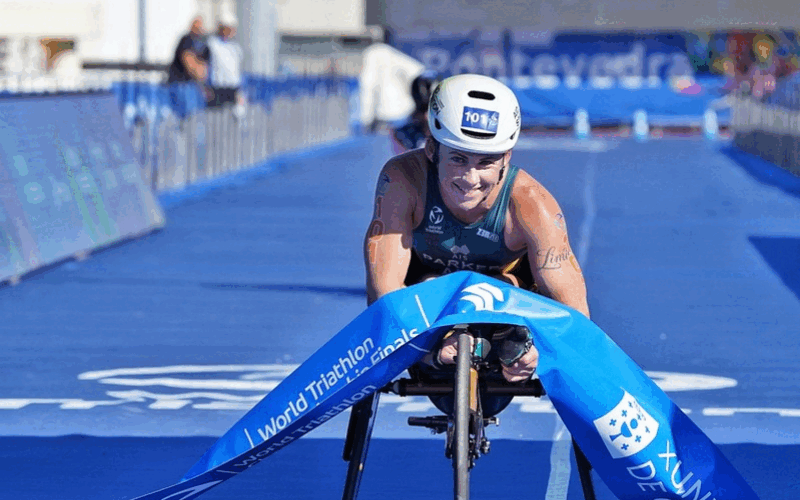 Parker makes history on Day 2 in Pontevedra